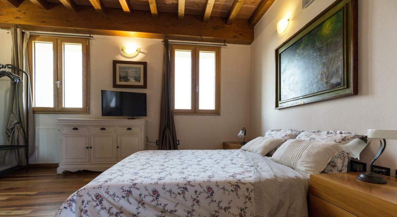 Bed and Breakfast La Piccola Torre Scandiano Exterior foto